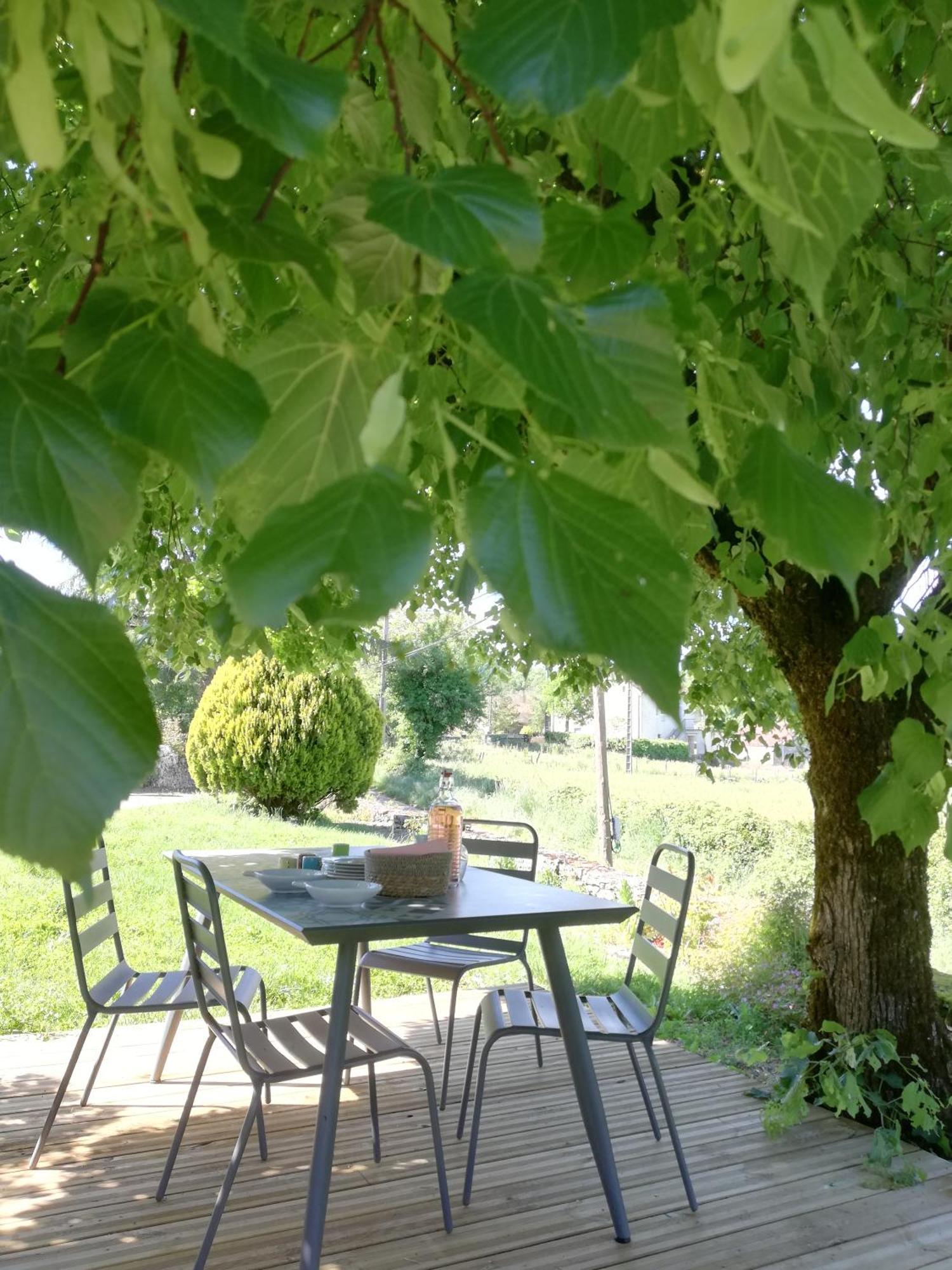La Ferme Jarlan Bed & Breakfast Berganty Exterior photo